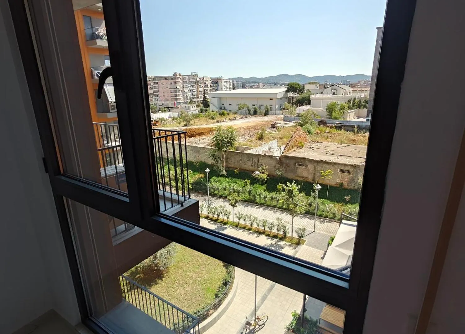 Vasil Gjika Apartment 2 地拉那